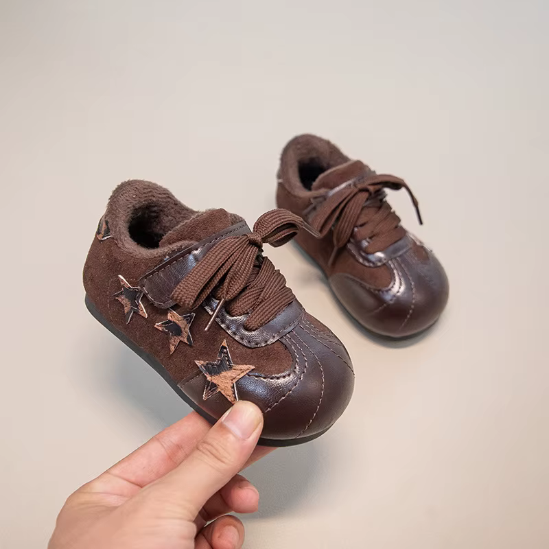 Baskets polyvalentes à la mode pour garçons et filles