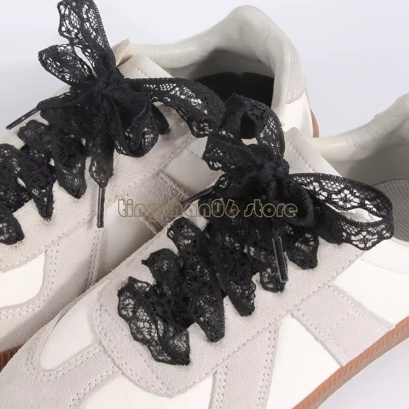 C63f 1 paire lacets élégantes