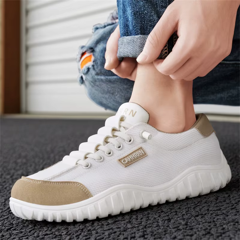 Chaussures larges pour hommes