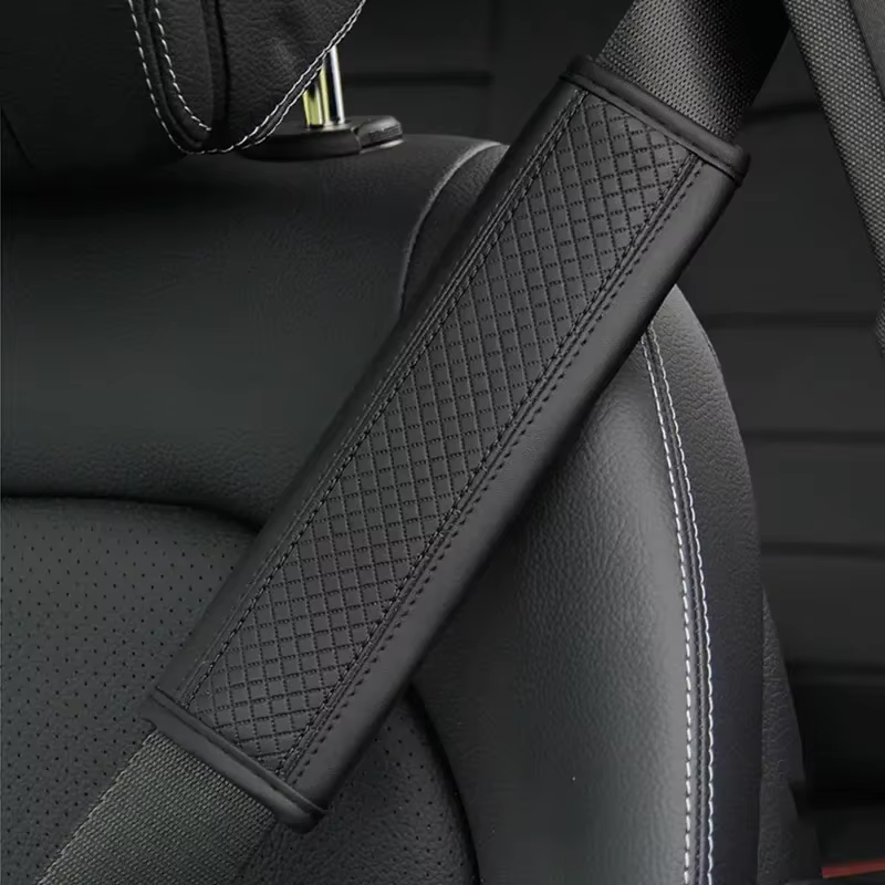 Accessoires de voiture ceinture de sécurité en cuir PU ceinture de sécurité housse d'épaule Protection respirante ceinture de sécurité rembourrage coussin accès intérieur automatique