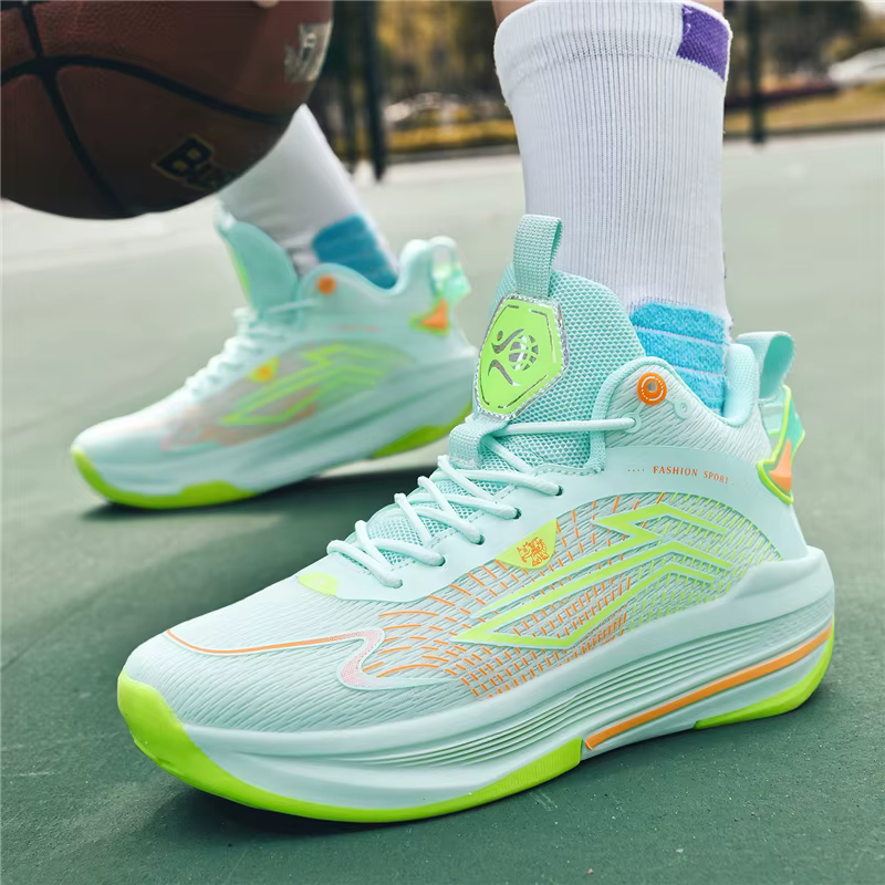 Nouvelles chaussures de basket-ball à tige haute