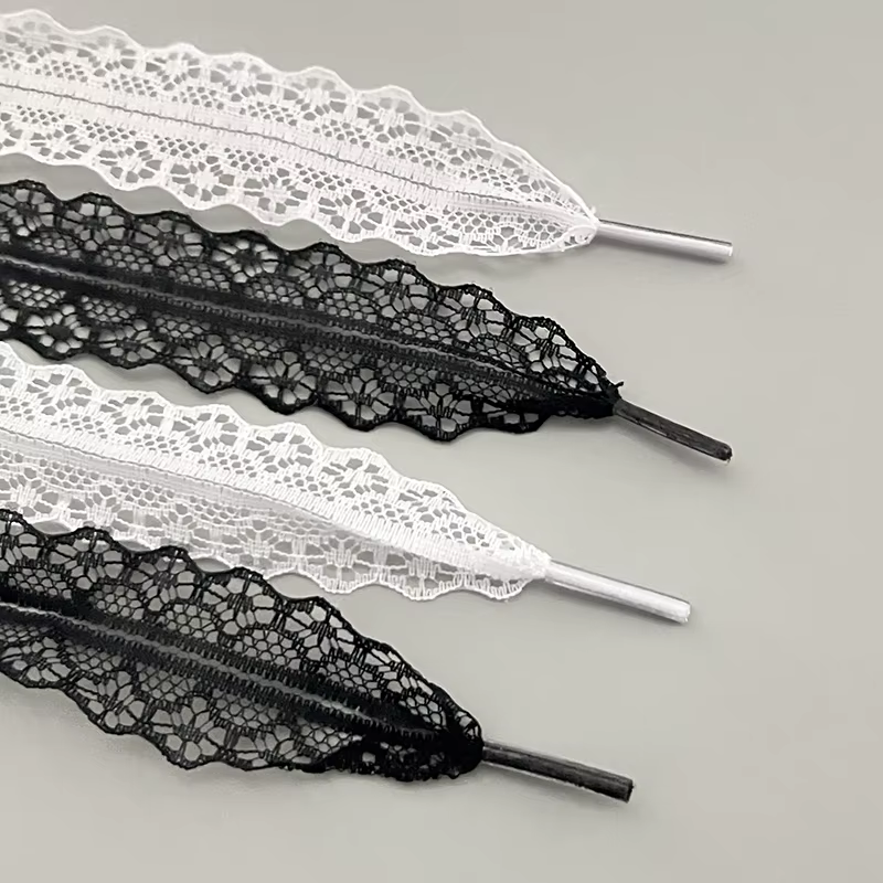 1 paire de lacets de remplacement en dentelle