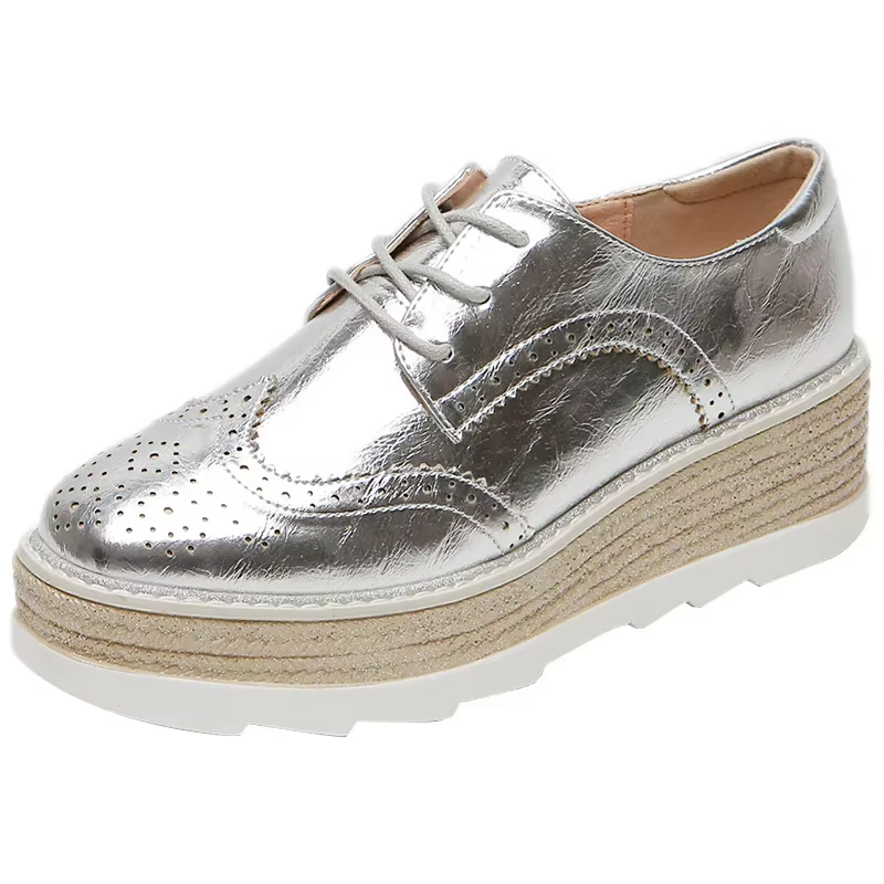 Chaussures à semelle épaisse de style britannique