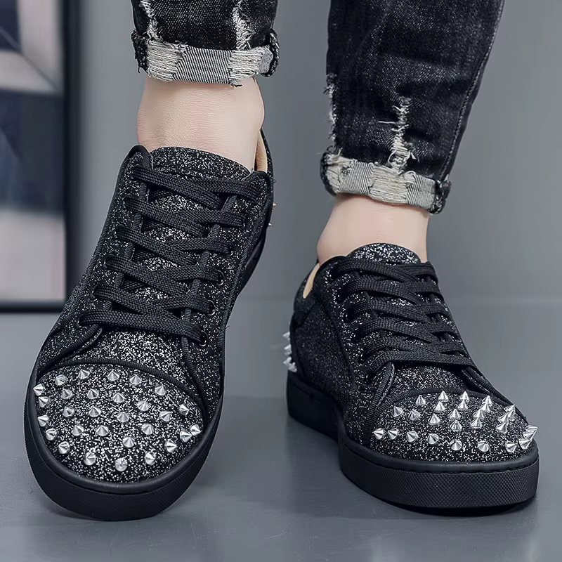 Nouvelle personnalité de rue chaussures de skate hommes tendance baskets rivets coniques décontracté clouté formateurs