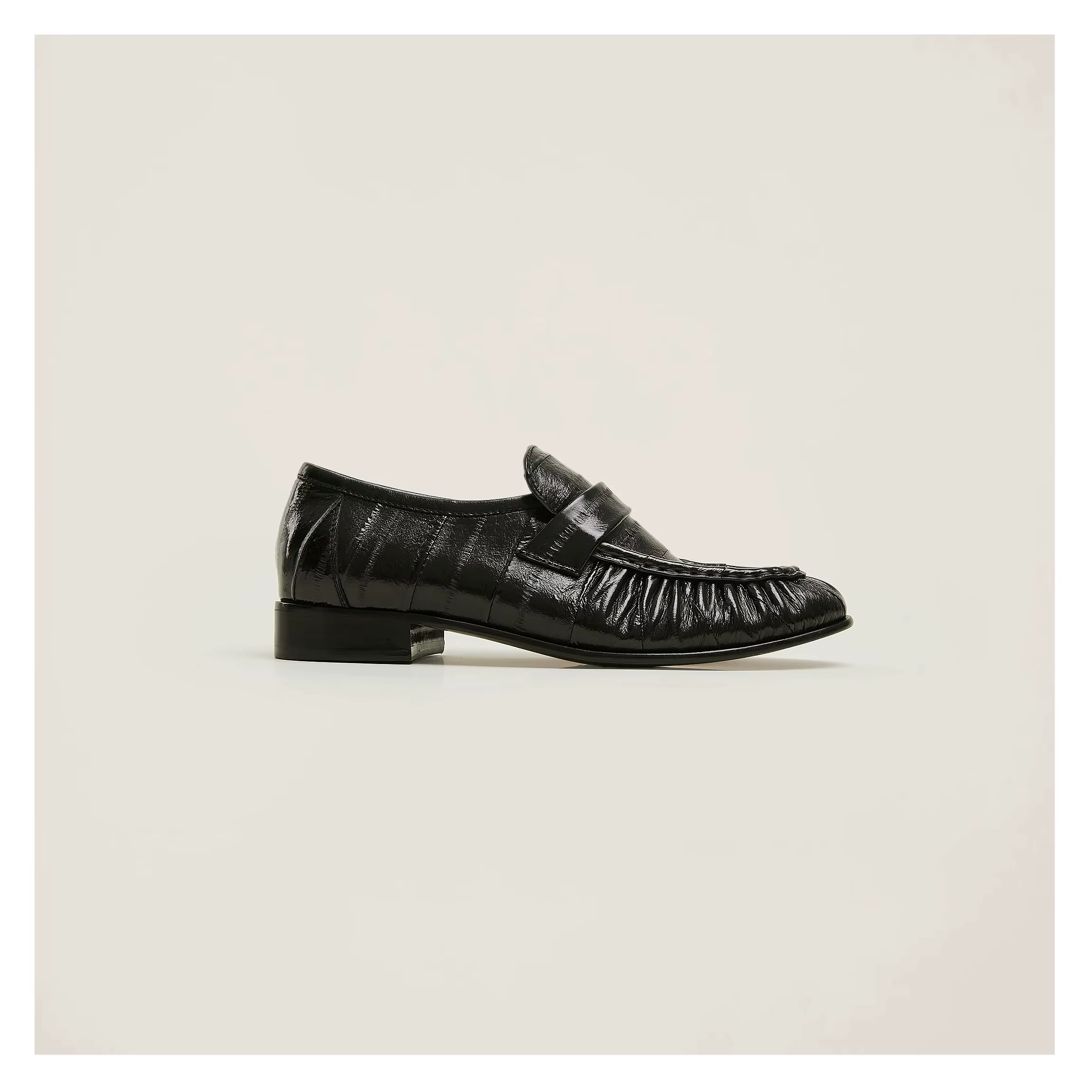 Chaussures plates en peau d'anguille 100% authentiques