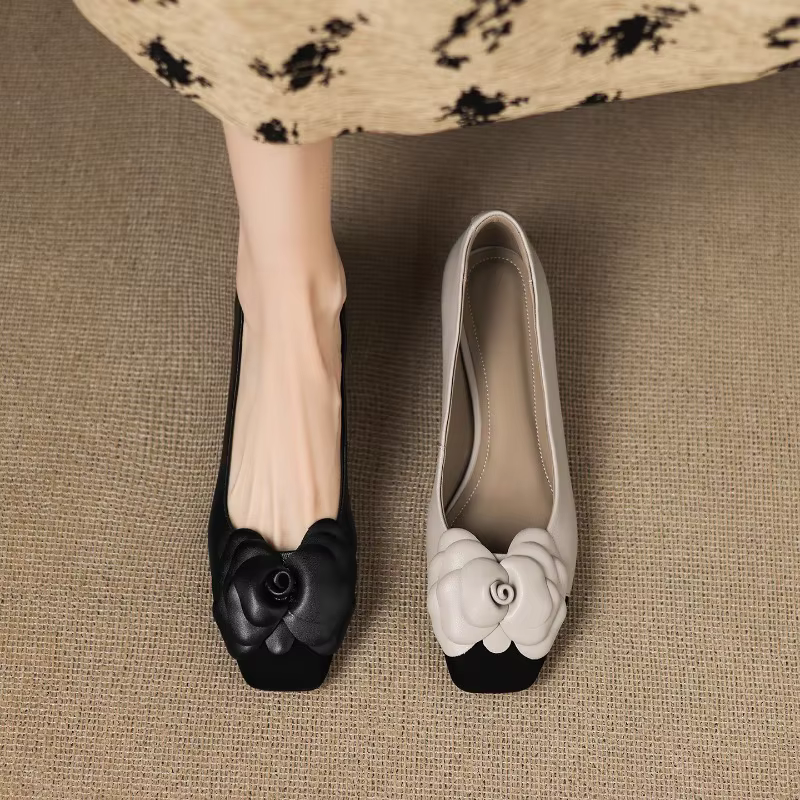Chaussures simples à fleurs à la mode
