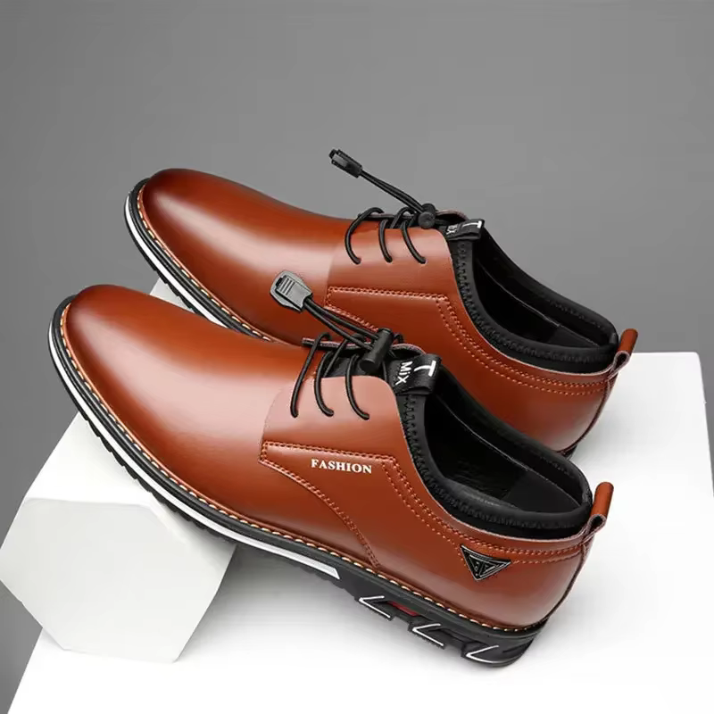 Chaussures en cuir PU de style britannique pour hommes