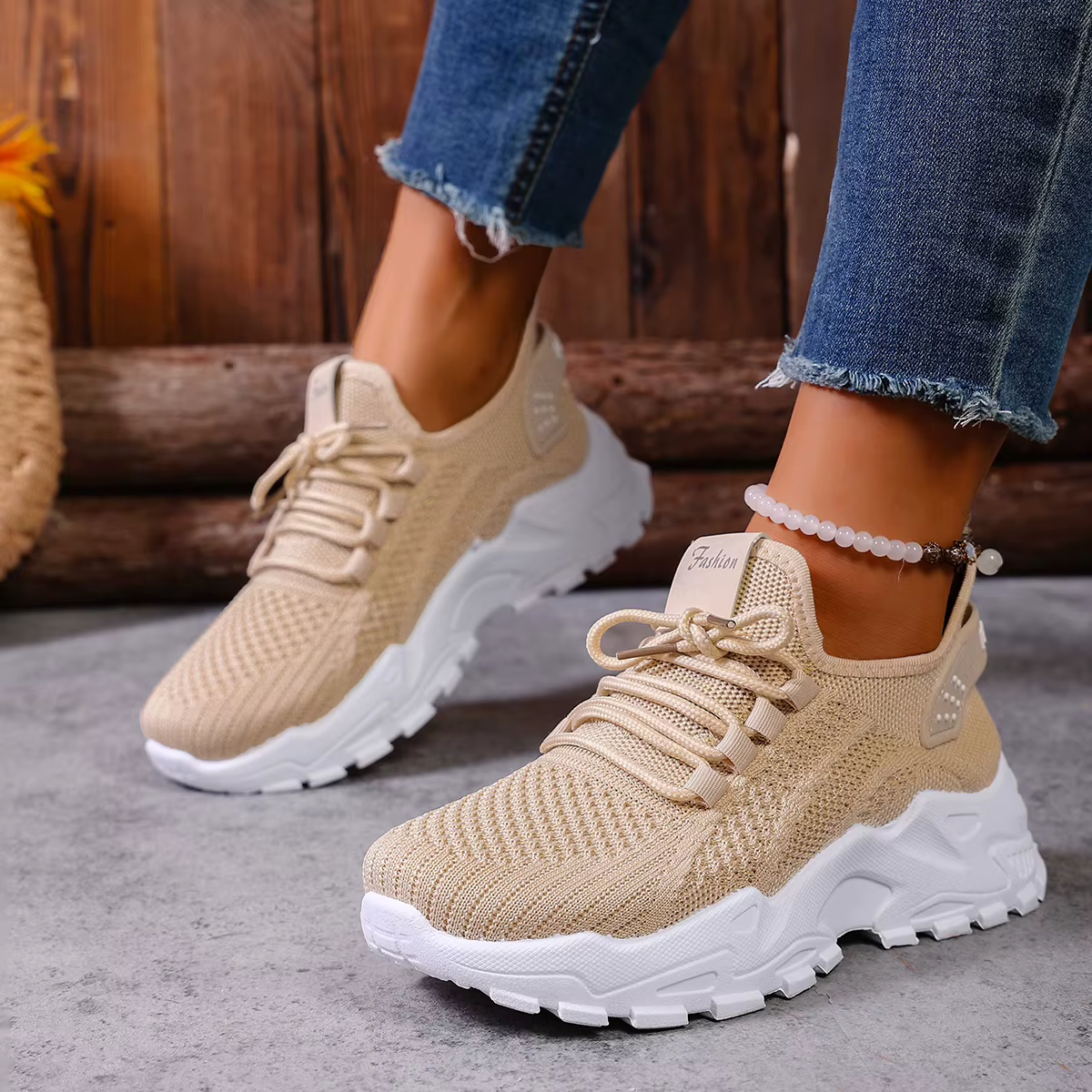 Chaussures de sport élégantes, respirantes et tricotées pour femmes, pour le printemps et l'automne. Chaussures de marche décontractées, légères et à semelles souples