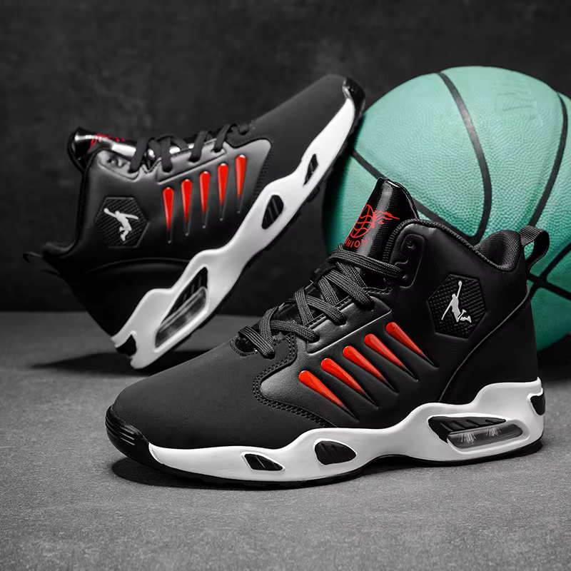Chaussures de basket-ball montantes pour hommes avec design en maille respirante pour un confort maximal