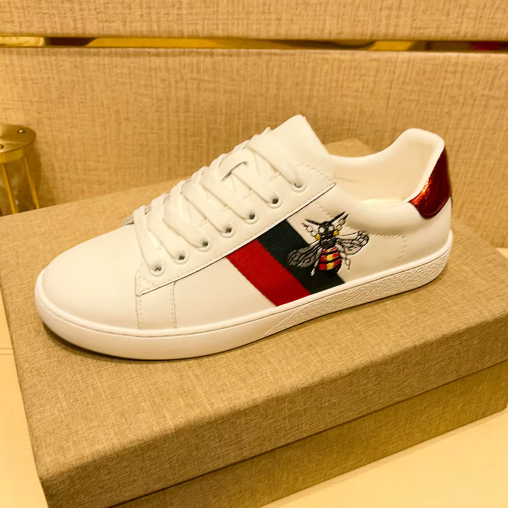 Baskets Homme 2026 Bee Shoes Broderie de Haute Qualité Chaussures de Skateboard Confortables Coupe Basse
