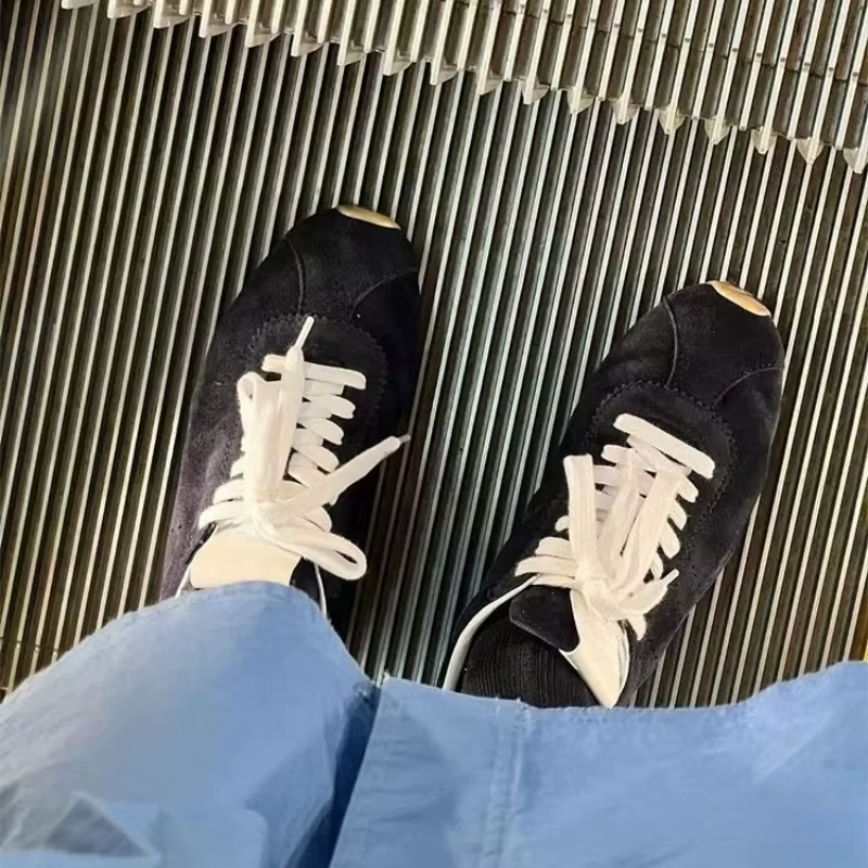 Chaussures de sport décontractées plates à lacets en cuir véritable pour femmes