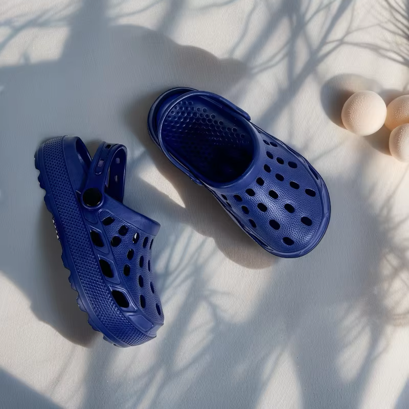 Chaussures de plage adorables pour enfants
