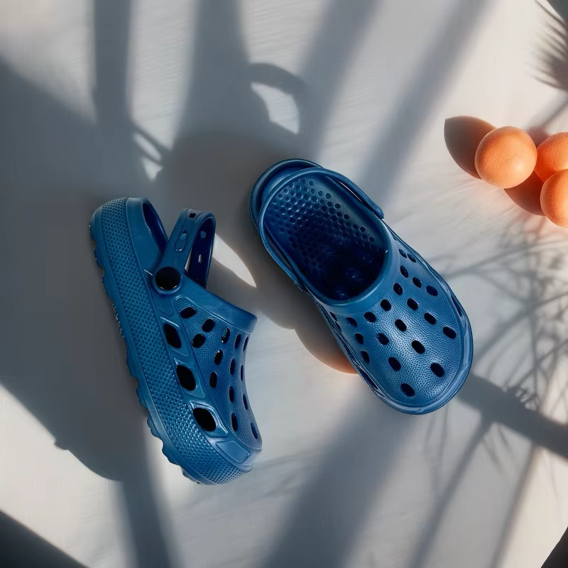 Chaussures de plage adorables pour enfants