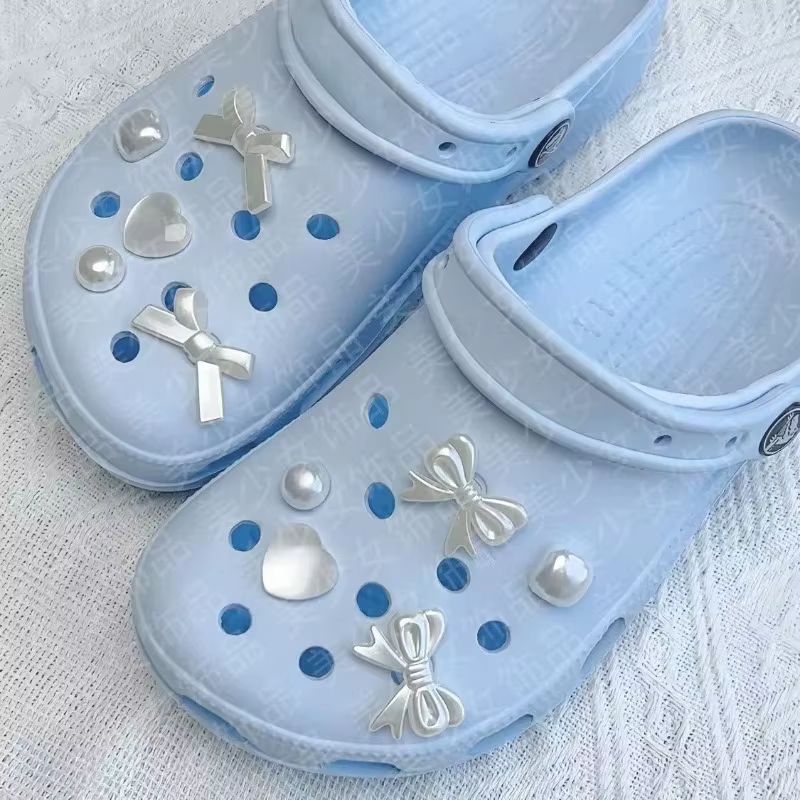 Offre Spéciale : Breloques de Chaussures DIY Élégantes en Forme de Nœud pour Sabots