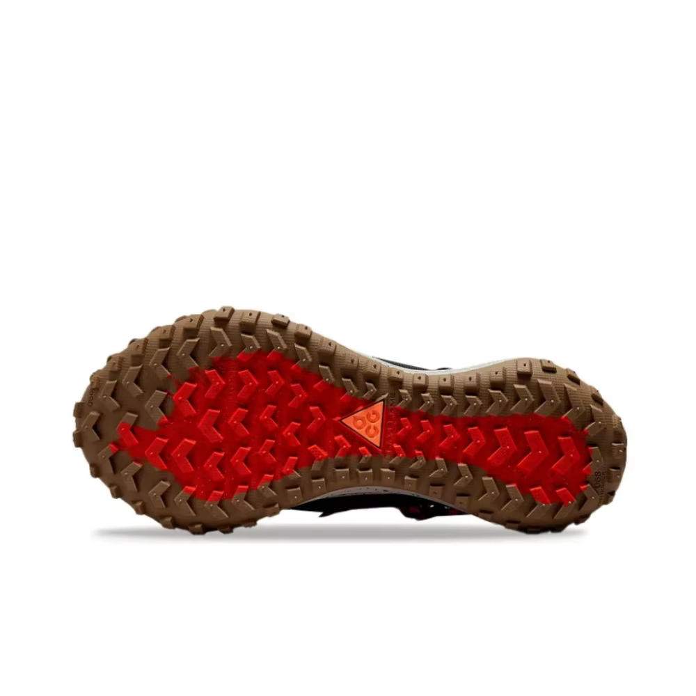 Bottes de randonnée Nike ACG Mountain Fly pour homme et femme