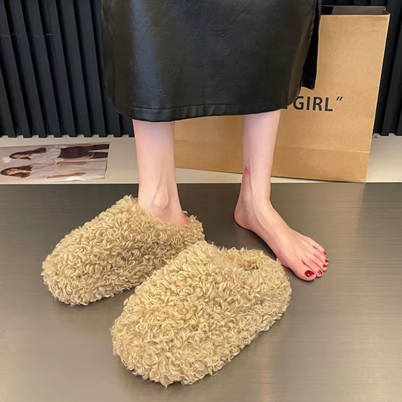 Chaussures en fausse fourrure femme intérieur rue pantoufles moelleuses plate-forme décontractée tongs en fourrure Pantofle chaud en peluche femme diapositives de mode
