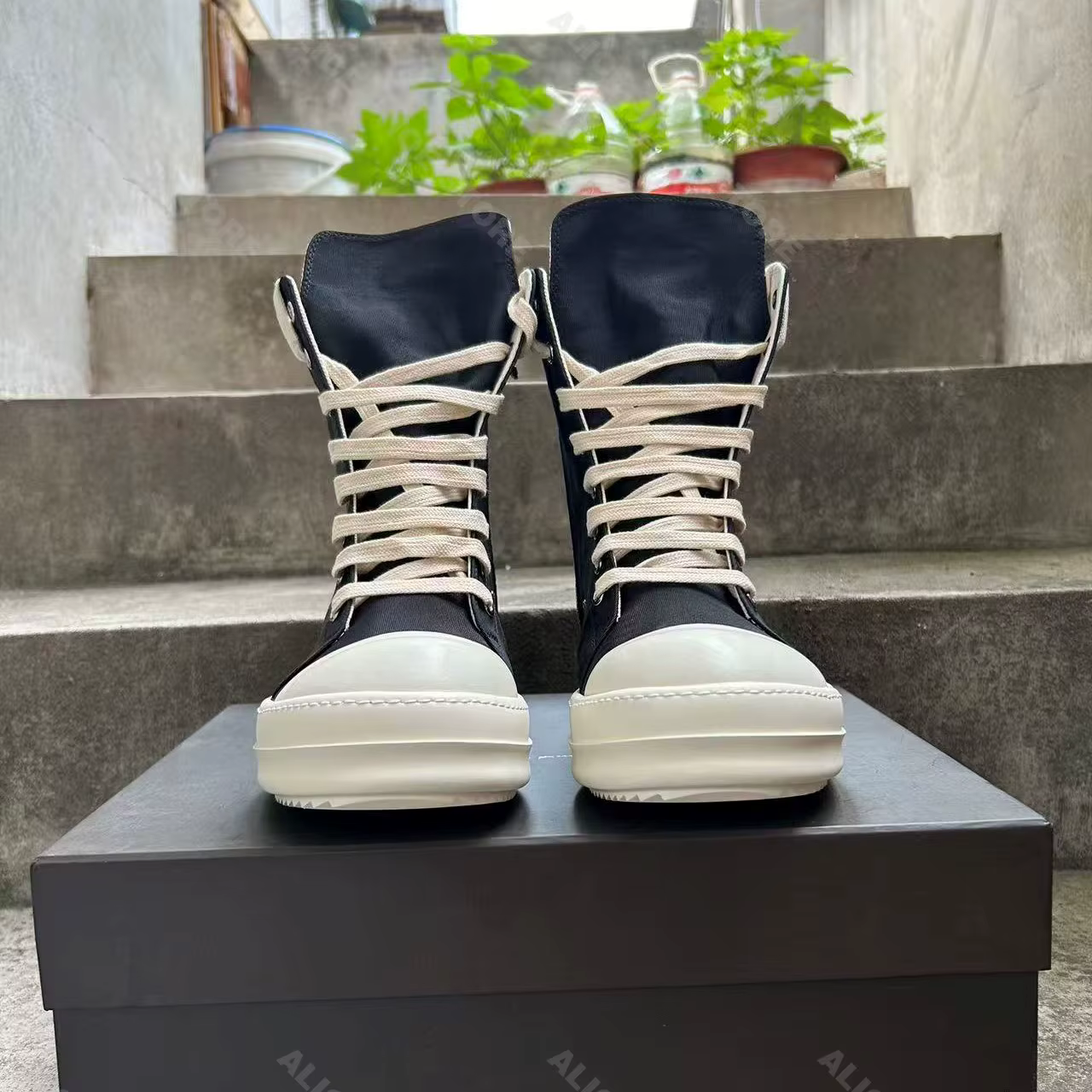 Décontracté haut femmes Sneaker concepteur hommes chaussure noir mode Satin Zip