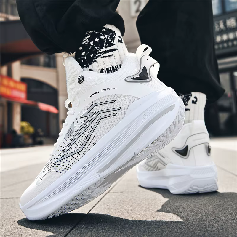 Nouvelles chaussures de basket-ball à tige haute