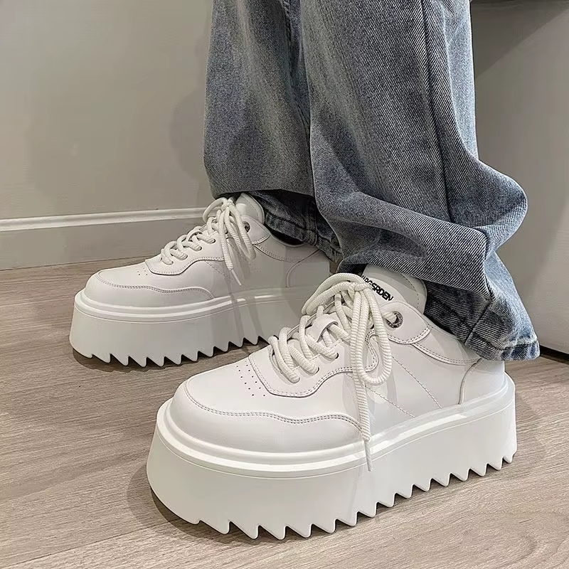 Chaussures de sport épaisses tendance 2026 pour hommes