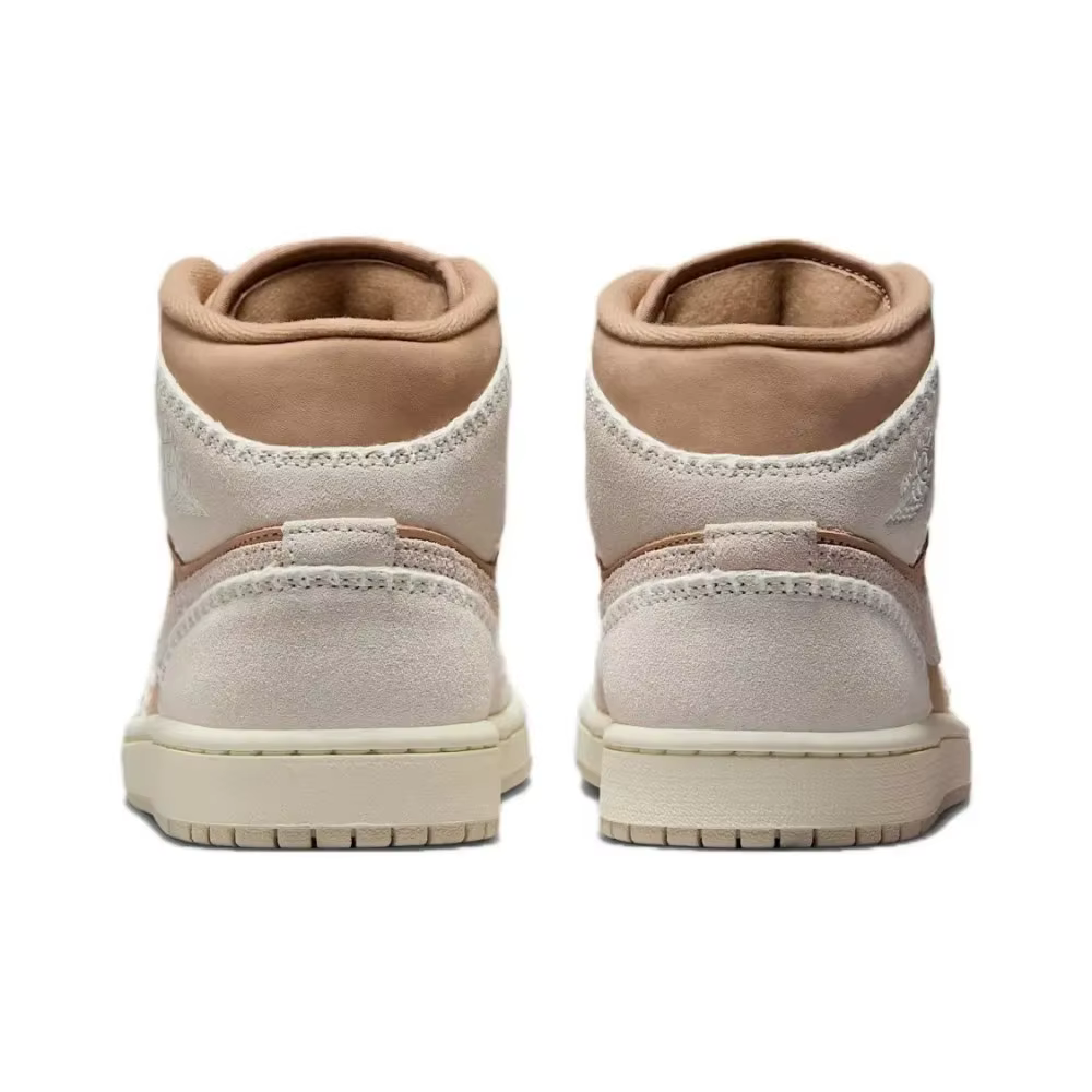 Nike Air Jordan 1 Mid Basketball Chaussure Unisexe - Conception de soutien de la cheville pour l'entraînement