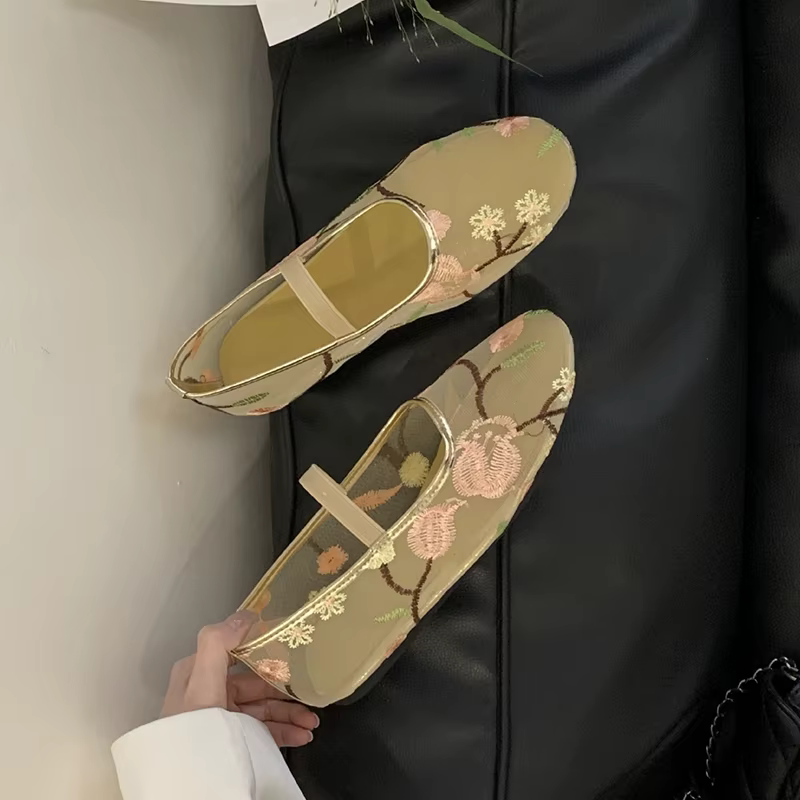Maille gaze Ventilation semelle souple chaussures simples femmes bout rond broderie conception Mary Jane