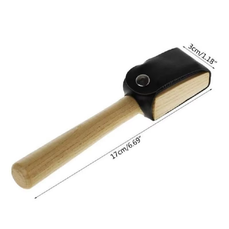 Brosses à chaussures avec bois