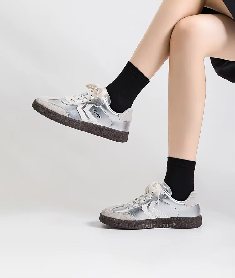 Chaussures d'entraînement rétro allemandes pour femmes