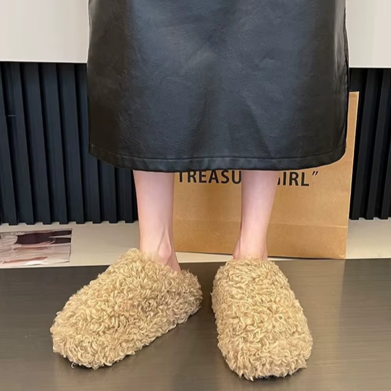 Chaussures en fausse fourrure femme intérieur rue pantoufles moelleuses plate-forme décontractée tongs en fourrure Pantofle chaud en peluche femme diapositives de mode