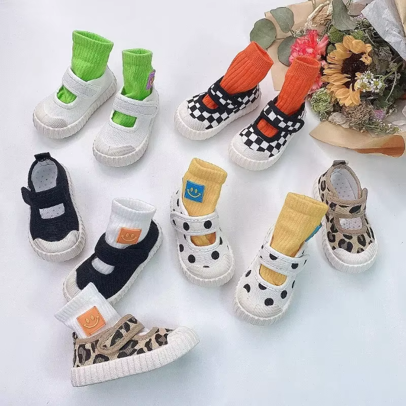 Chaussures en toile pour filles 2025 printemps nouvelles