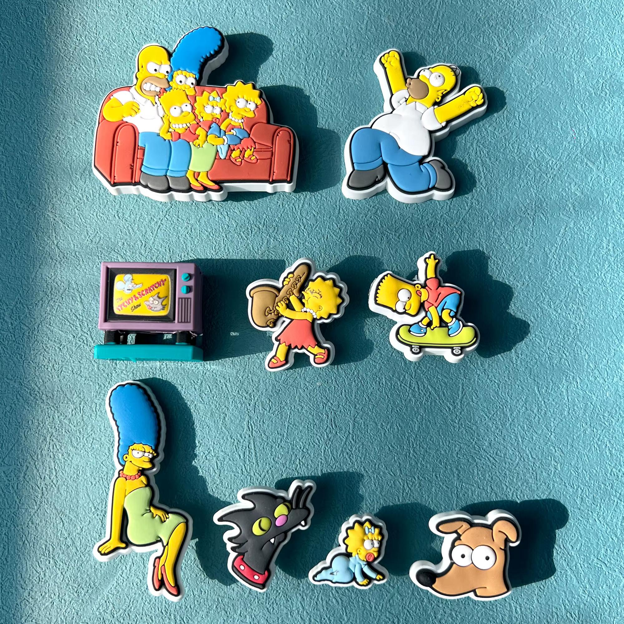 9 figurines de grande taille de la série Simpson Breloques pour chaussures en PVC