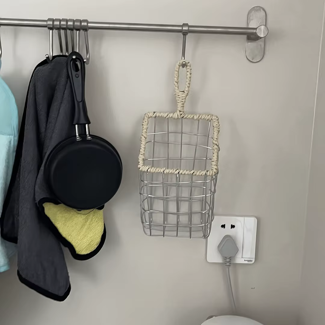 Panier de rangement suspendu en fil tressé de style japonais pour chambre à coucher, étagère murale en fer pour salon, panier de rangement pour ustensiles de cuisine