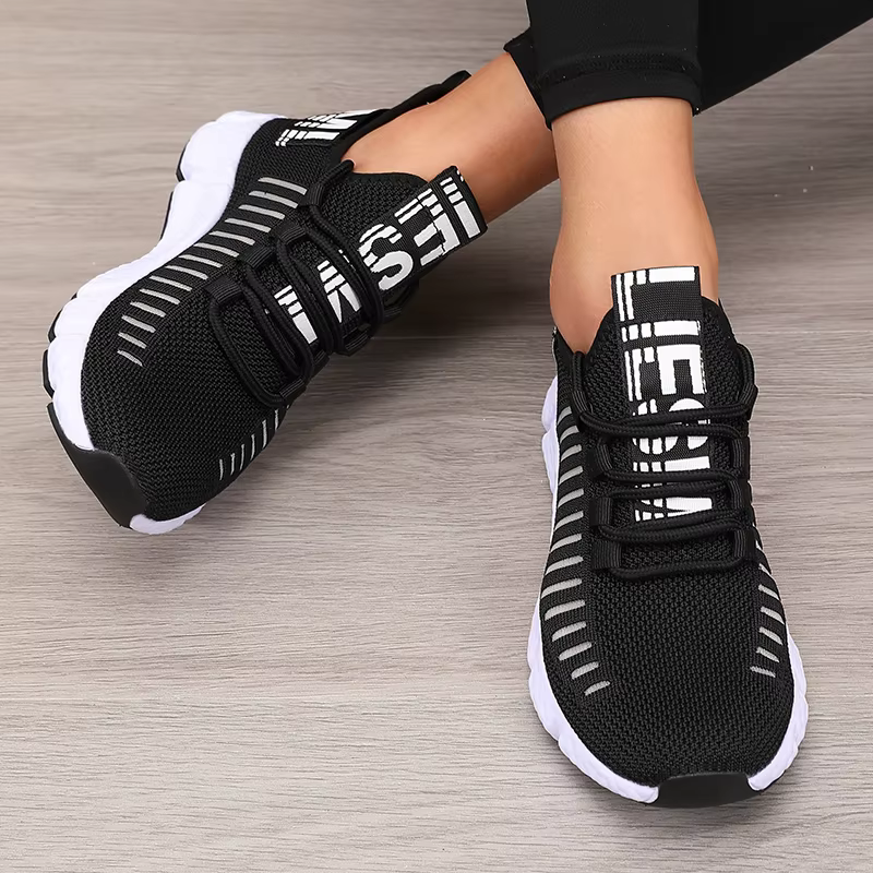 Chaussures de sport pour femmes maille légère semelle souple sangle de Jogging respirant mode