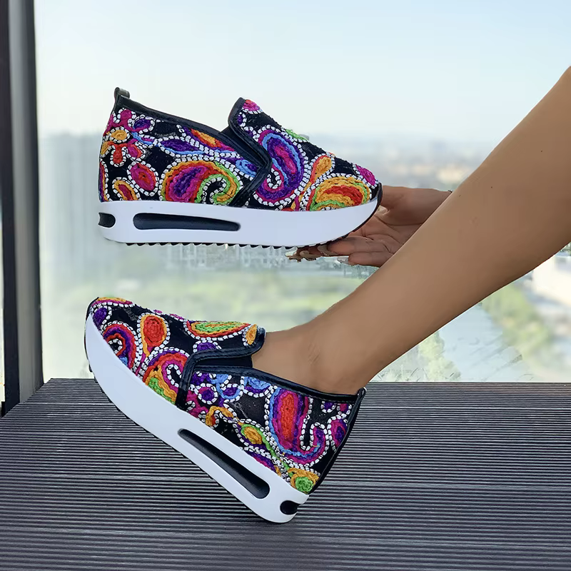 Chaussures compensées pour femmes