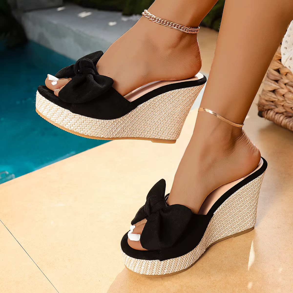 Sandales d'été pour femmes en velours à talon épais