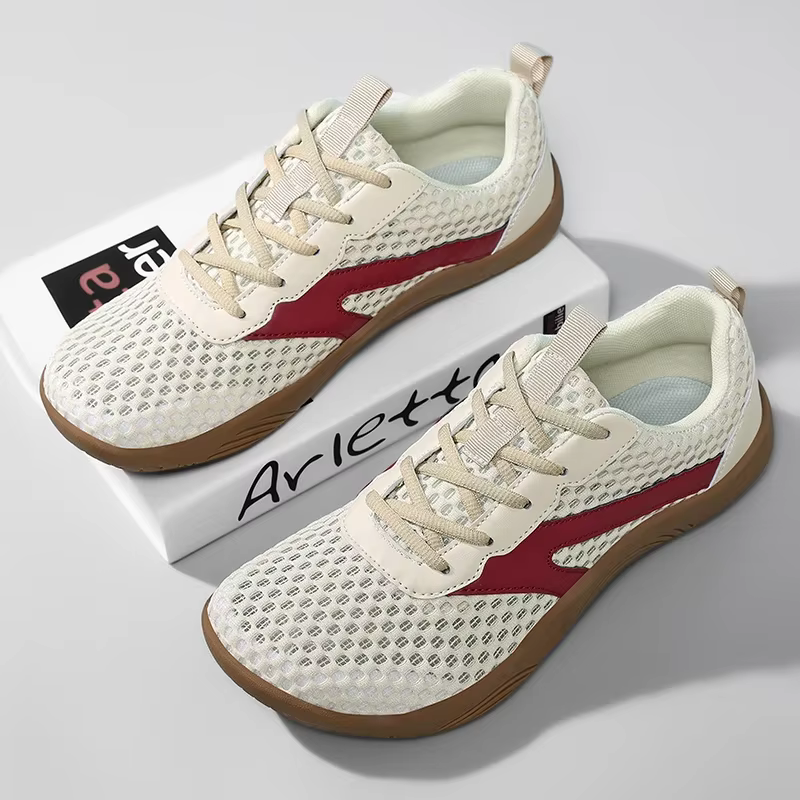 Chaussures d'été en maille à bout large pour hommes