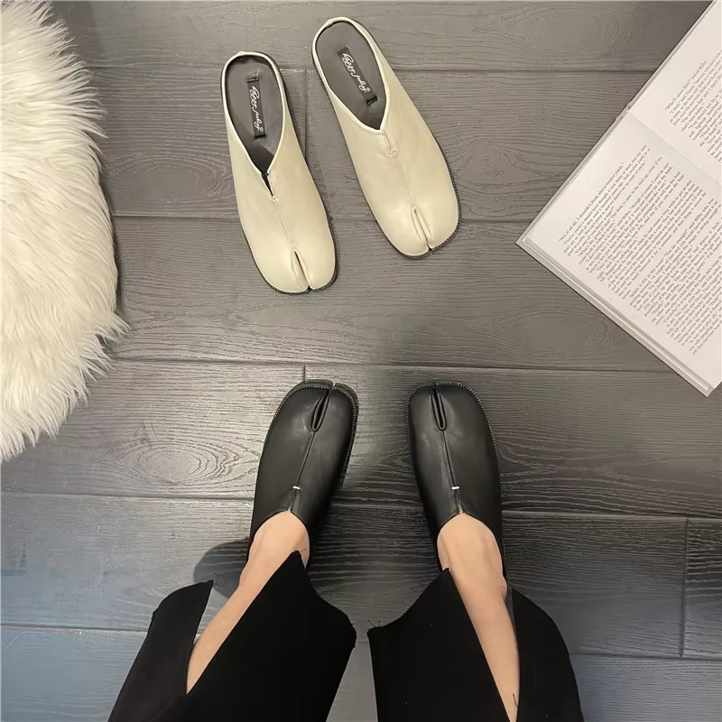Nouvelles chaussures pour femmes