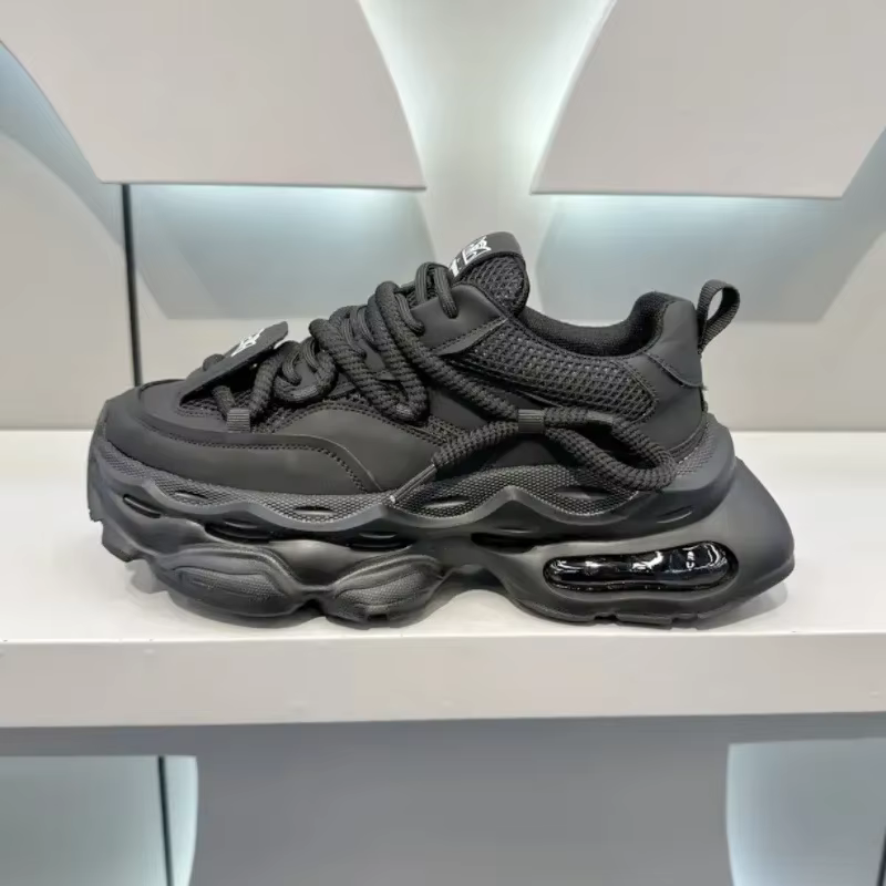 Nouvelles chaussures pour hommes à prix réduits semelles épaisses grandes