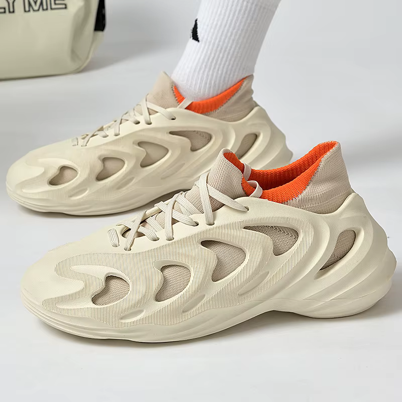 Nouvelles chaussures pour hommes : Mocassins décontractés et tendance à découpes pour le printemps