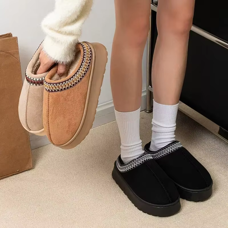 Pantoufles d'hiver chaudes pour femmes
