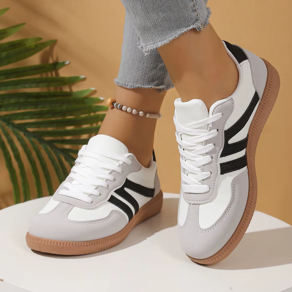 Chaussures d'entraînement allemandes pour femmes 2026 – Nouvelles baskets en cuir véritable