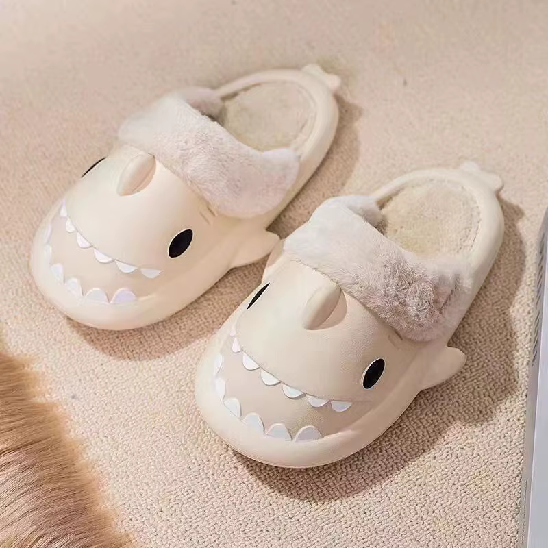 Pantoufles en coton requin pour femmes