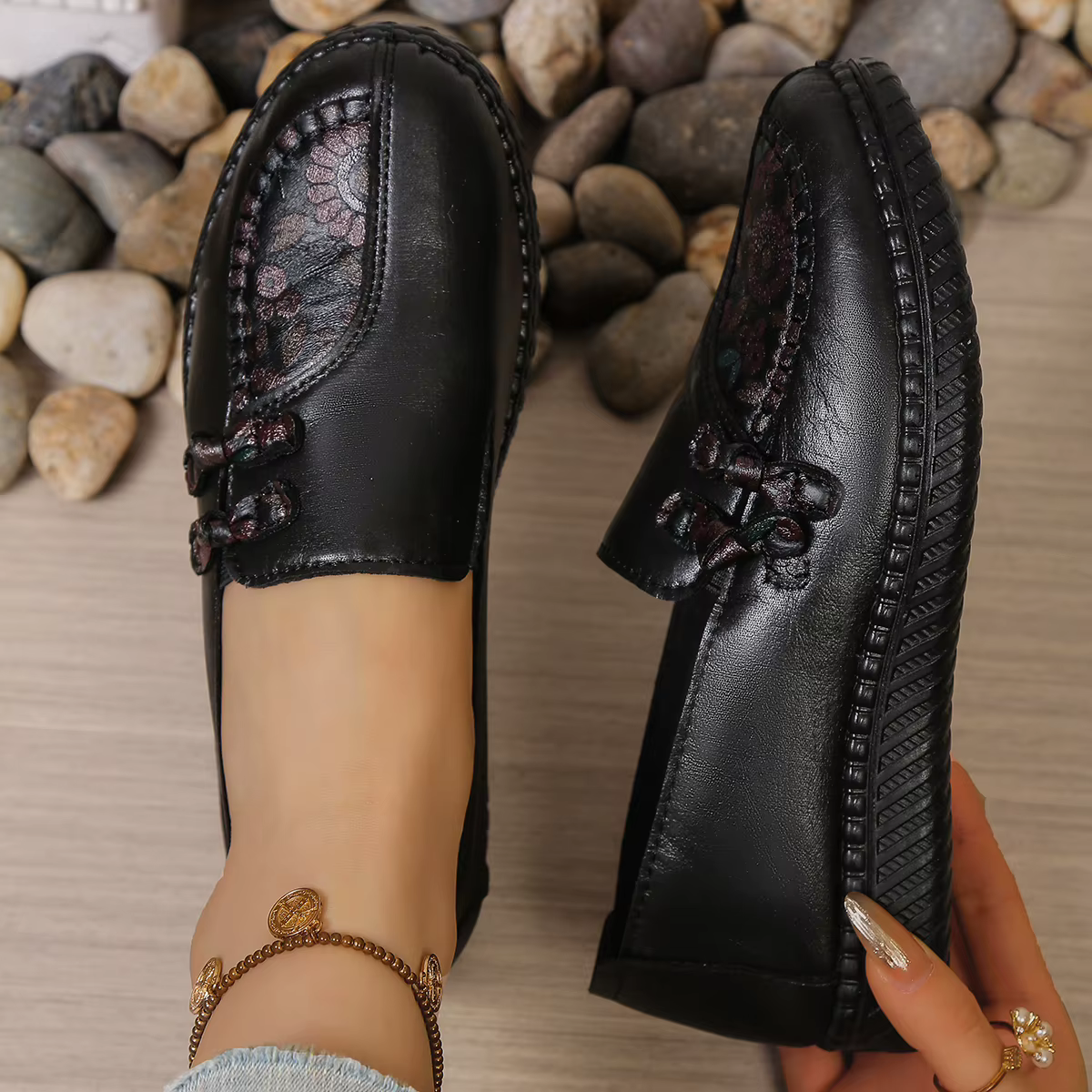 Chaussures de travail vintage couleur bordeaux