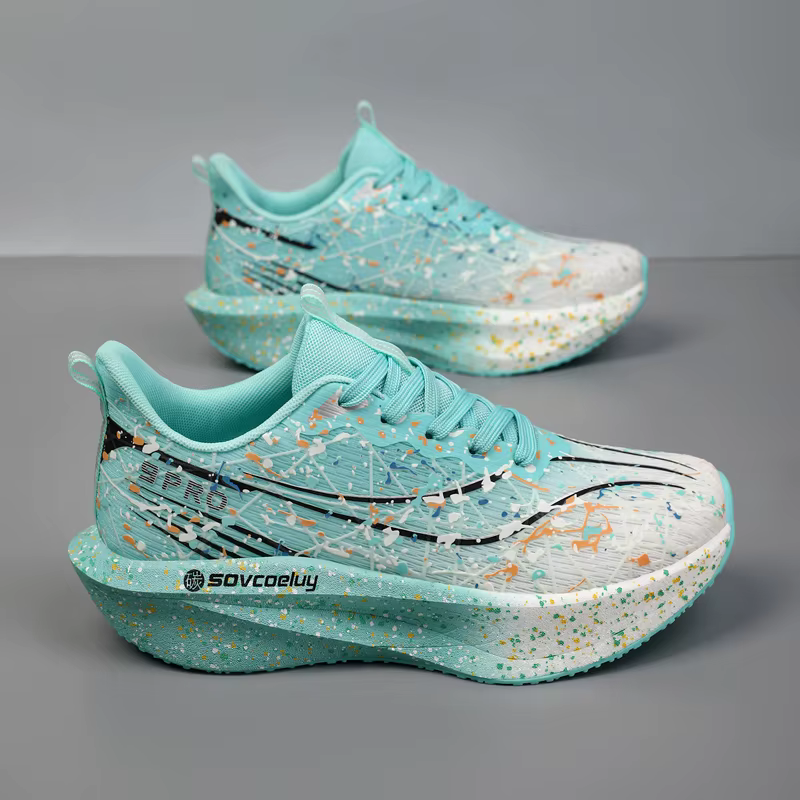 Nouvelles chaussures de course pour hommes et femmes