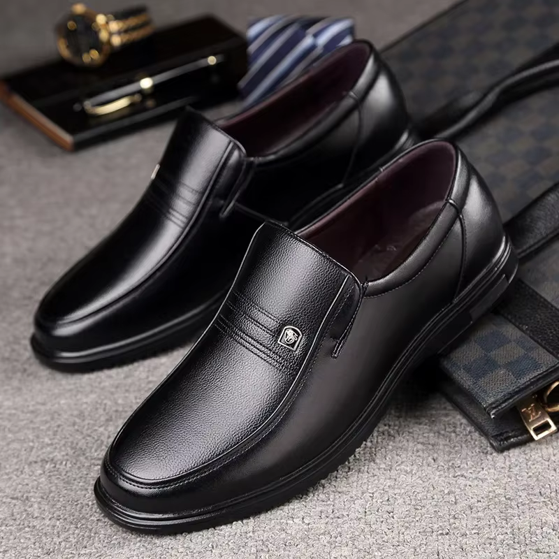 Chaussures en cuir véritable faites à la main pour hommes