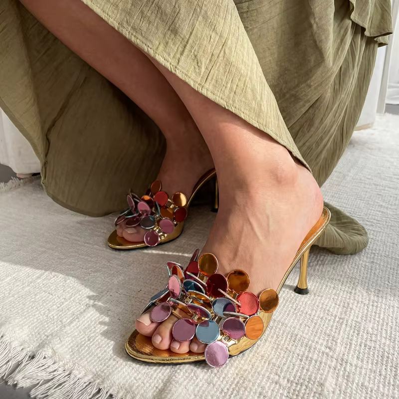 Sandales pour femmes 2026 – Nouveauté estivale personnalisée – Talons élégants et polyvalents pour banquets – Confortables et légères