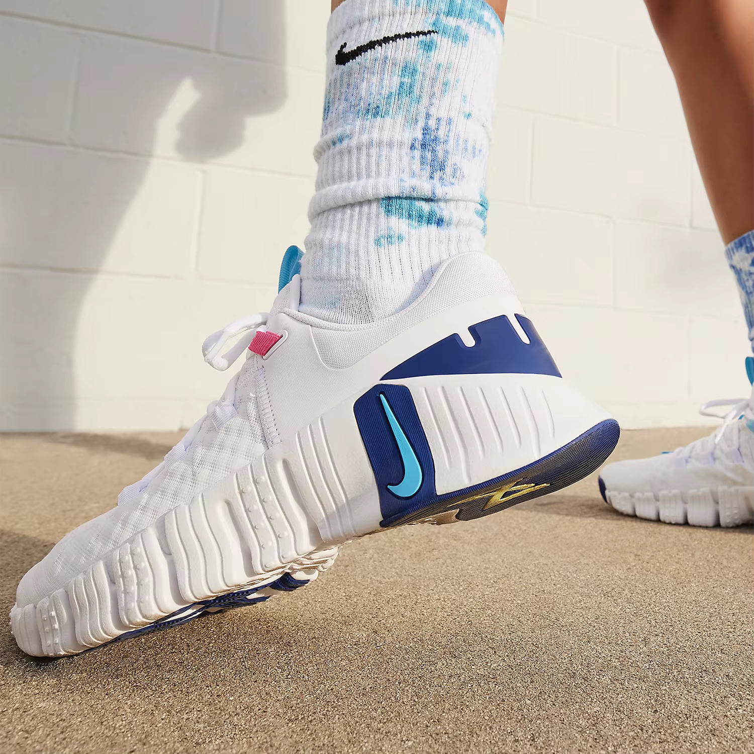 Nike Authentic Free Metcon 5 Chaussures de sport respirantes pour femmes DV3950-103