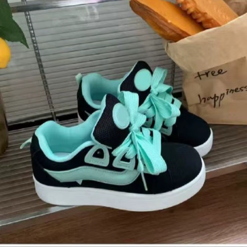 Nouvelles Chaussures Vulcanisées Noires pour Femmes 2025 – Baskets Décontractées à Plateforme Style Vintage Sportif