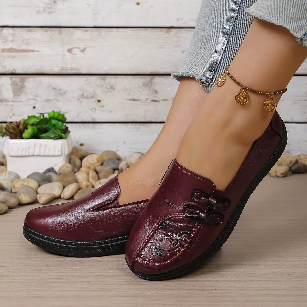 Chaussures de travail vintage couleur bordeaux