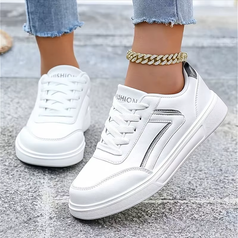 Chaussures classiques en cuir noir pour femmes