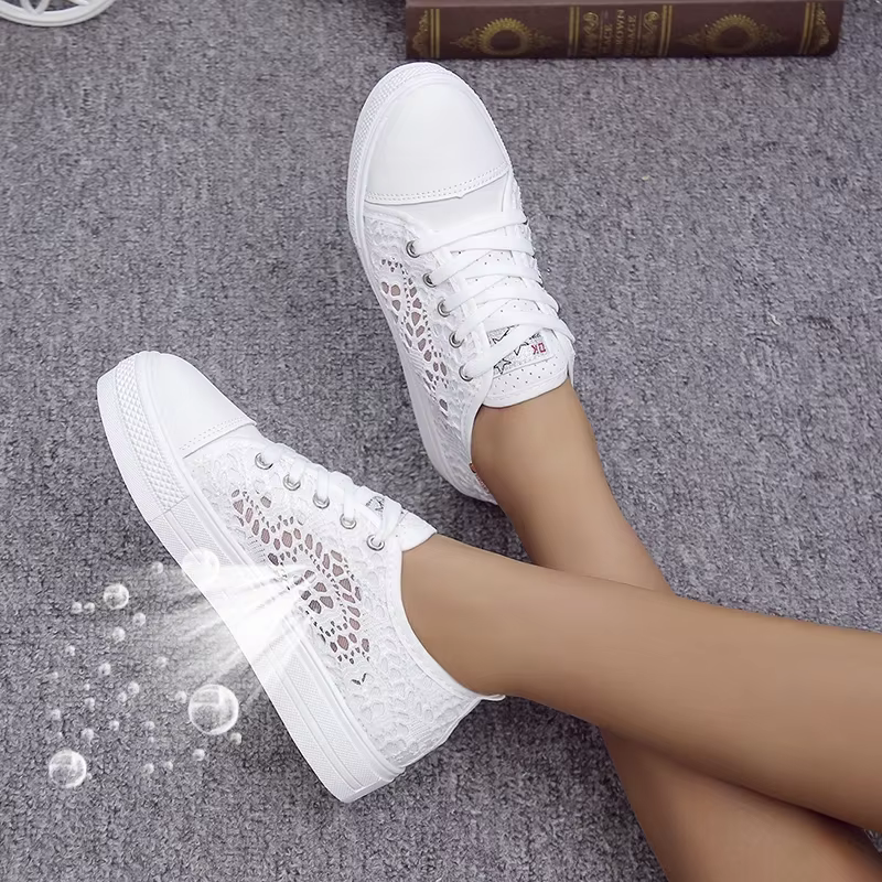 Dentelle « Sweet & Fresh » - Baskets brodées